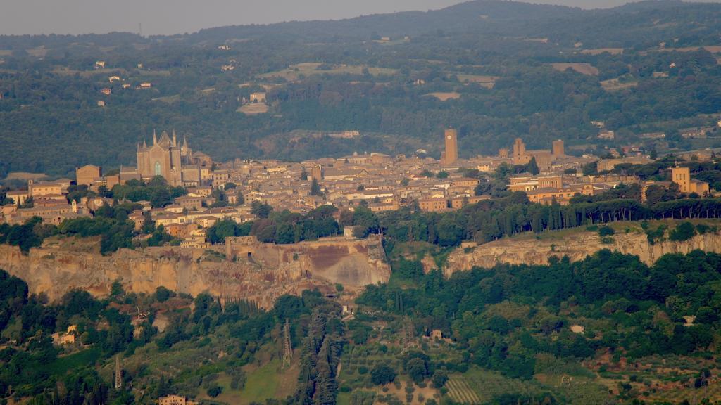 Agriturismo Fattoria Poggio Boalaio オルヴィエート エクステリア 写真